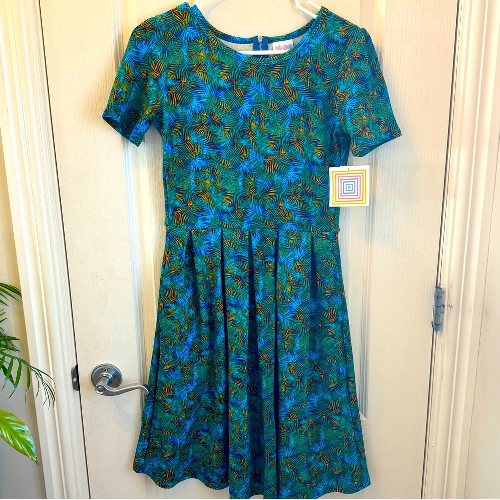 LuLaRoe NWT Amelia Dress | Size S